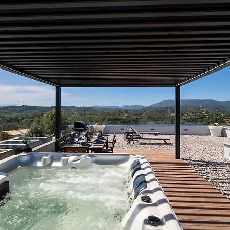 Villa Five Stars *