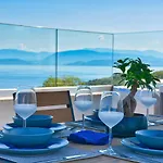 Five Stars * Kommeno (Corfu)