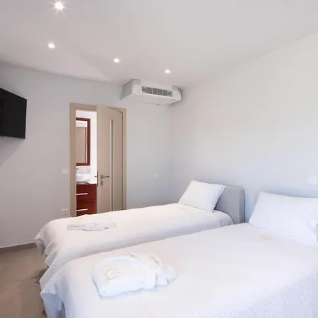 Five Stars Villa Kommeno (Corfu)