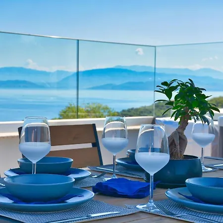 Five Stars * Kommeno (Corfu)