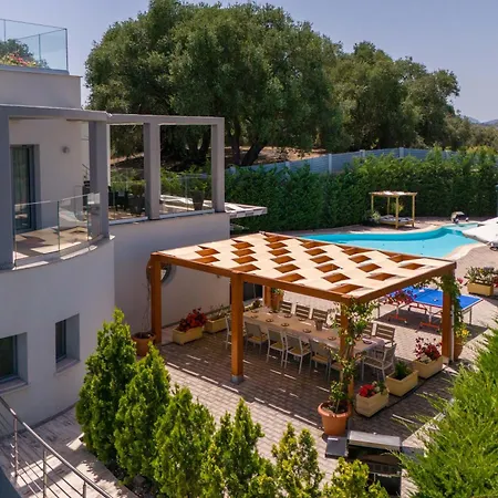 Five Stars Villa Kommeno (Corfu)