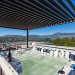 Five Stars Villa