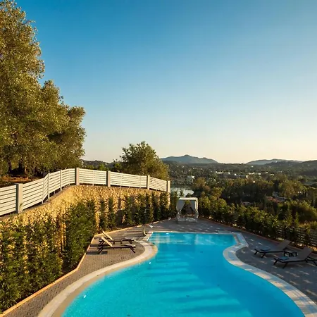 Five Stars * Kommeno (Corfu)