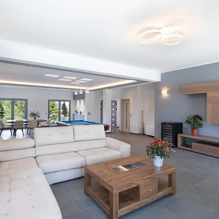 Five Stars 别墅 科梅诺